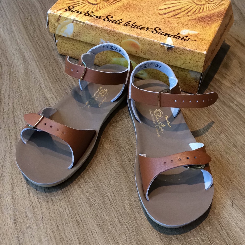Brand New Sun-San Saltwater Sandals